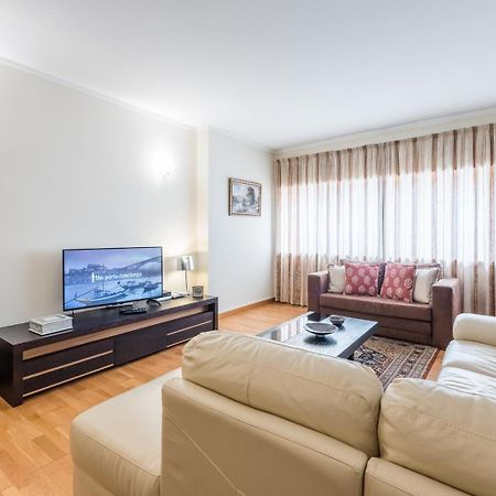 Guestready - Espinho Lux Apartment ปอร์โต ภายนอก รูปภาพ