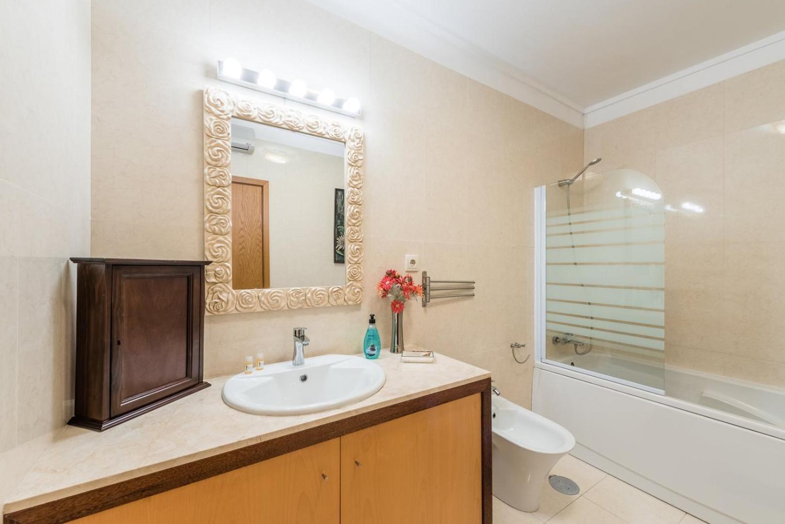 Guestready - Espinho Lux Apartment ปอร์โต ภายนอก รูปภาพ